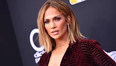 Jennifer Lopez sends special gift to Nikki Glaser, here is why