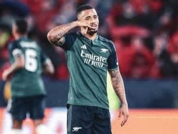 Lleva 17 goles en la Premier y a Arteta no le importaría echar a Gabriel Jesus y Nketiah por él