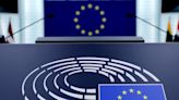 Allanan oficinas el Parlamento Europeo por "sospechas de interferencia rusa"
