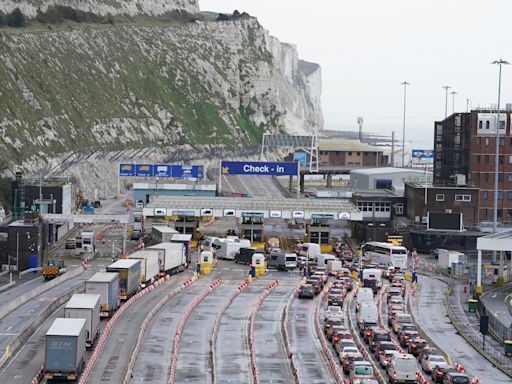 Post-Brexit border checks to begin despite warnings of higher food prices