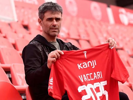 Independiente anunció a Julio Vaccari como nuevo entrenador tras la salida de Carlos Tevez y el interinato de Hugo Tocalli