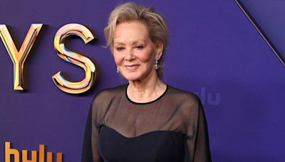 Jean Smart Brings Timeless Elegance to 2024 Emmys Red Carpet Before Taking Home Her Sixth Trophy