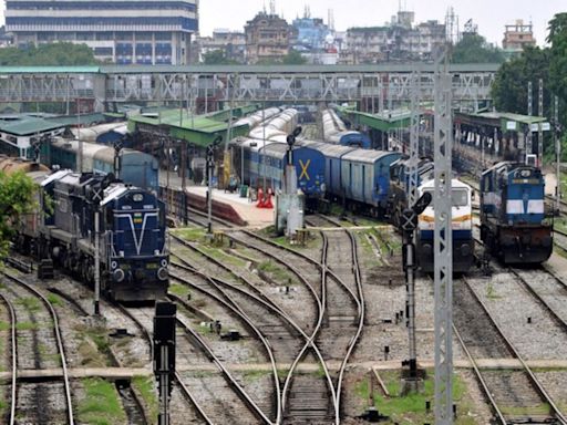 Indian Railways Announces Major Train Schedule Changes Due to Puntamba-Kanhegaon Non-Interlocking Work; Full List Inside