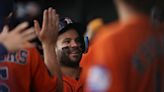 José Altuve pone en órbita a los Astros con dos jonrones en dos turnos al bate