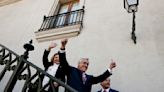 Former Chilean President Sebastián Piñera dies in a helicopter crash