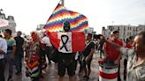 La Policía frena una marcha hacia Lima, mientras otras provincias se unen a la protesta