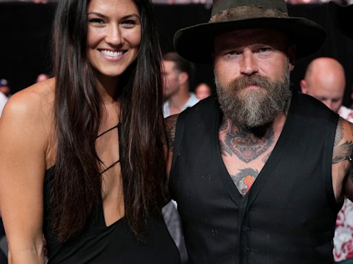 Zac Brown's Ex Kelly Yazdi Slams His "Ill-Fated Quest" to "Silence" Her Amid Divorce - E! Online