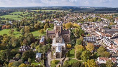 England's best town for an autumn pub crawl also has UK's best outdoor market