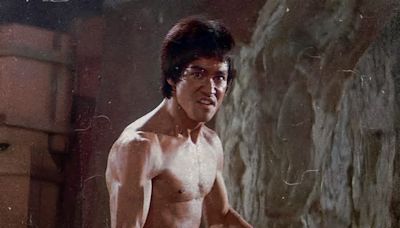 When Bruce Lee fought an extra on the set of ‘Enter the Dragon’