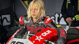 La Nación / Conmoción por muerte de motociclista argentino de 9 años