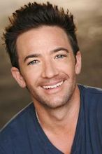 David Faustino