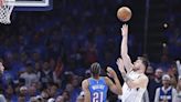 Deadspin | Luka Doncic, Mavs bounce back, gain split at OKC