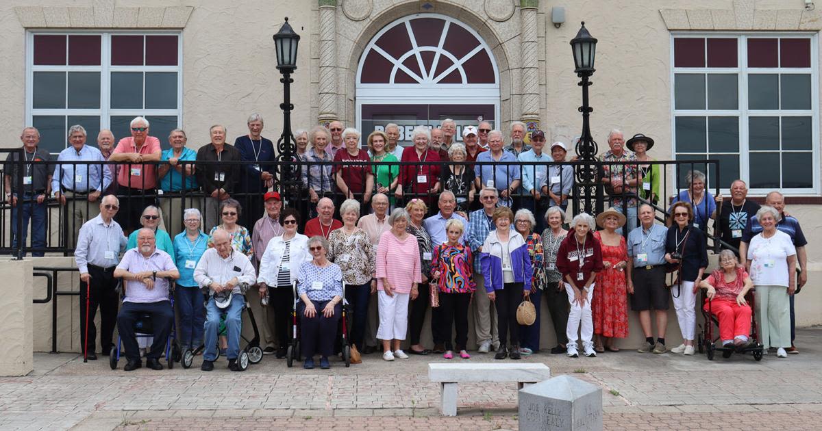 Robert E. Lee Class of ‘59 celebrate 65th reunion