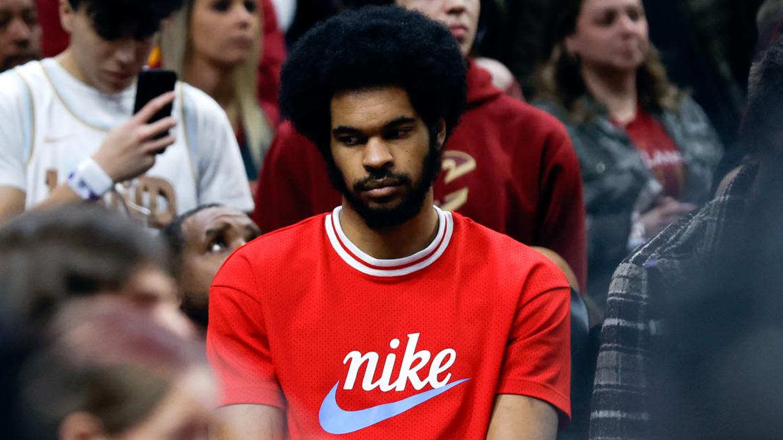 Cavs center Jarrett Allen doesn't practice with rib injury, status for Game 6 in Orlando uncertain