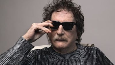 Crítica de discos de Marcelo Contreras: Charly García y los destellos de un sobreviviente - La Tercera