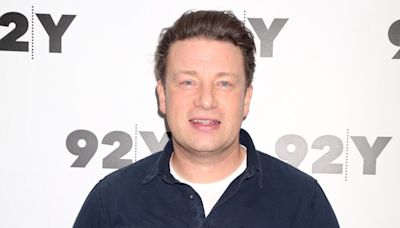 Jamie Oliver: Der TV-Koch war Jennifer Anistons Geburtstagsgeschenk für Brad Pitt