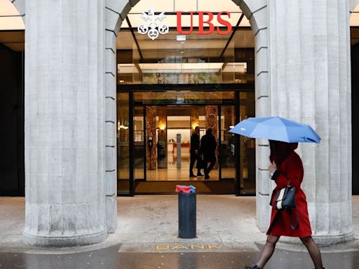 UBS Splits Wealth Management Leadership in Executive Shake-Up