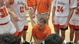 Artesia edges large school Las Cruces Bulldawgs on opening night of North-South Shootout