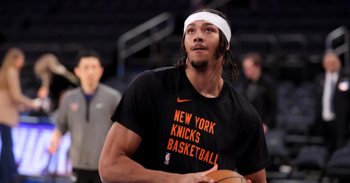 Knicks' Jericho Sims Works Out With Mike Bibby