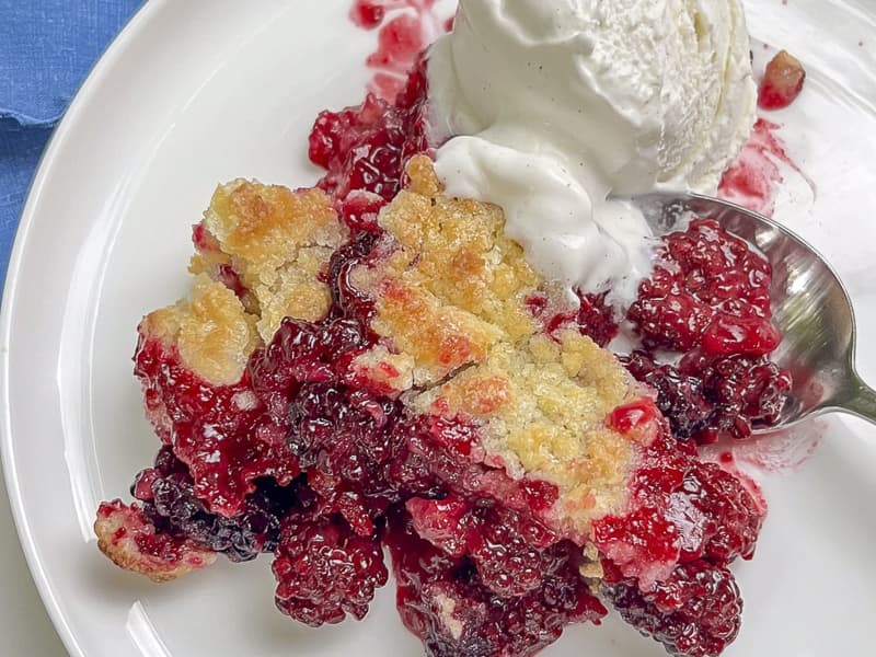 Jennifer Garner’s Favorite Cobbler Is the Easiest Dessert I’ve Ever Made (My Family Can’t Get Enough!)