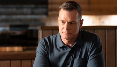 Does Bobby die on '9-1-1'? What we know about the future of Peter Krause's character