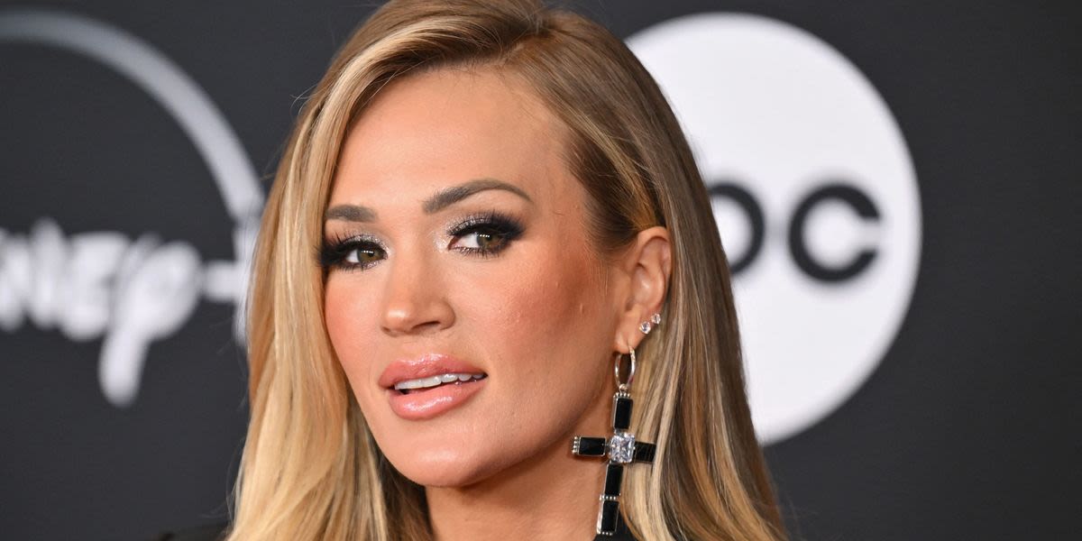 Carrie Underwood's Fans Claim She Looks ‘Unrecognizable’ In New Photos