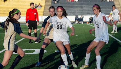WNC Week 11 high school girls soccer power rankings: There's a new No. 1