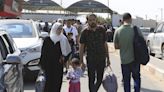 Guerra en Medio Oriente. La odisea de miles de palestinos en su huida hacia el sur de la Franja de Gaza