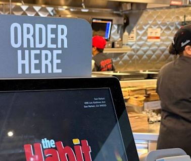 California restaurants cut staff’s hours due to minimum wage hike — is the new wage really helping workers?