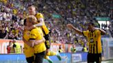 Dortmund regresa a la cima de la Bundesliga a falta de una jornada