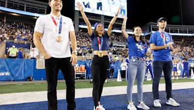 University of Kentucky student wins back-to-back gold in foil fencing at Paris Olympics