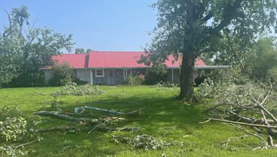 Claremore residents deal with aftermath of tornado