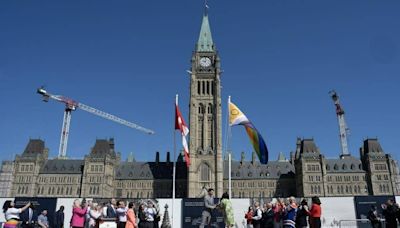 Trudeau condemns ‘rising hate’ as Pride flag raised in Ottawa