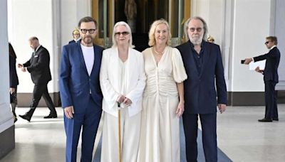 Miembros de ABBA se reúnen para recibir uno de los máximos honores de su país | Teletica