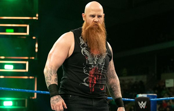 Erick Rowan Spotted At The Performance Center Again - PWMania - Wrestling News