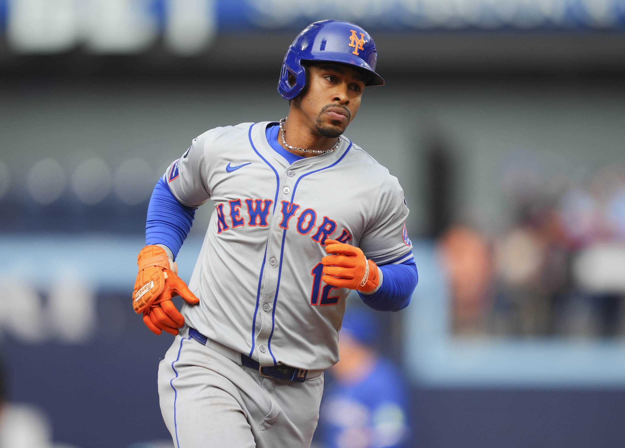 Mets Star Francisco Lindor Leaves Sunday's Game After Just One Inning