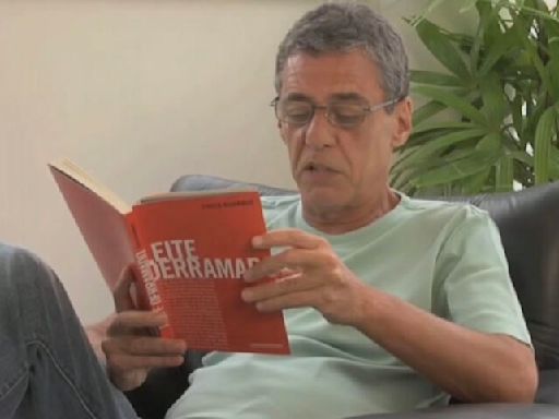 Nem Drummond, nem Chico Buarque - Além do Fato