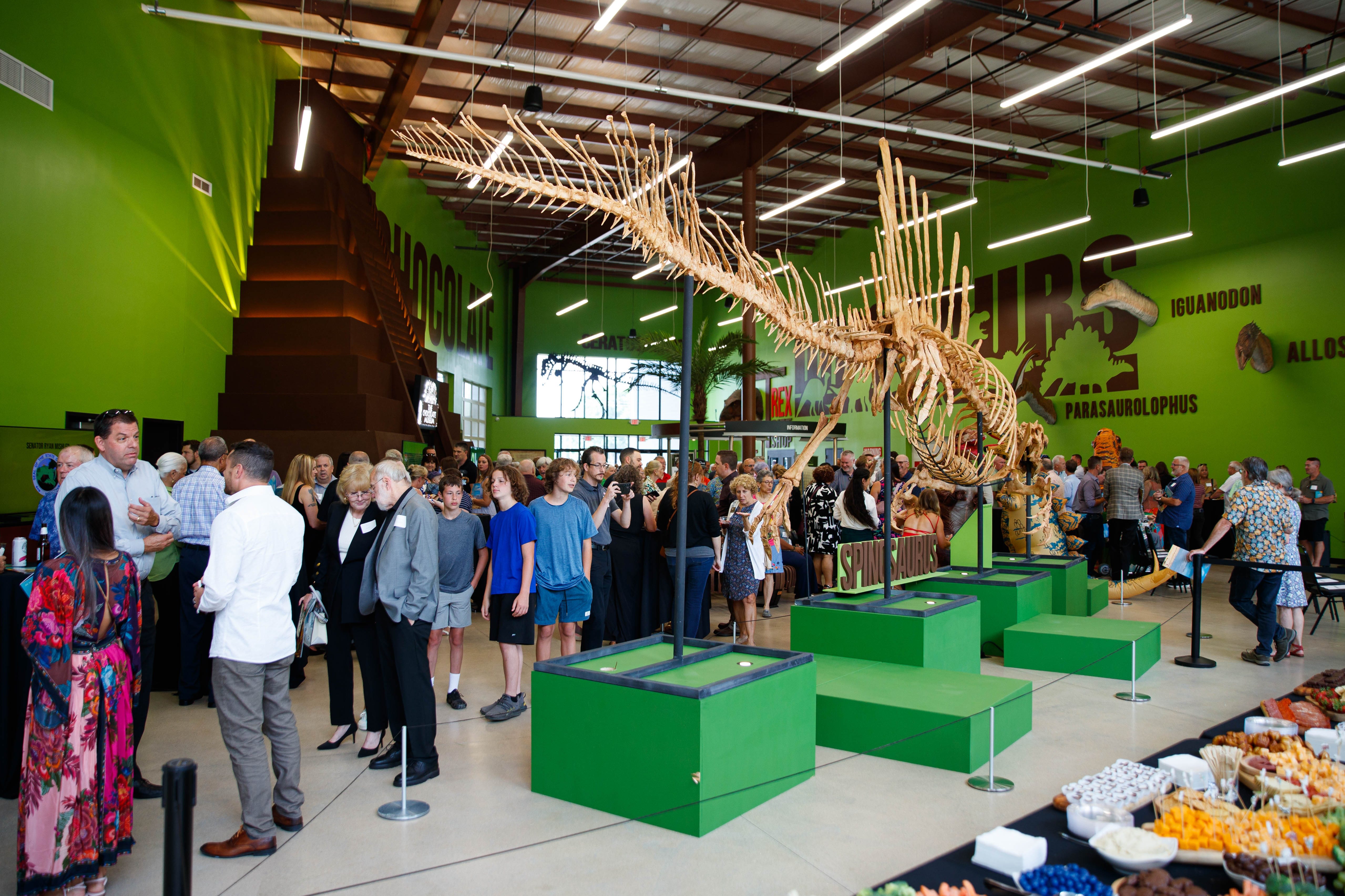 Indiana's first lady, South Bend's mayor, hundreds turn out for dinosaur museum's opening