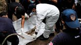 Malaysia charges 4 Thais over the mass graves and human trafficking camps found in 2015