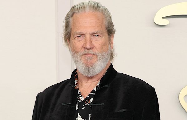 Jeff Bridges Recalls Filming 'The Old Man' With Stomach Tumor
