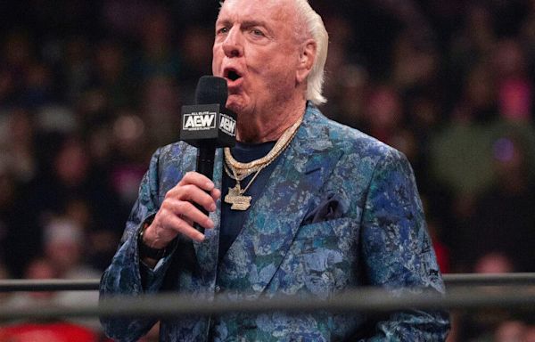 Ric Flair Says He Was Kicked Out Of A Restaurant After An Issue With The Kitchen Manager