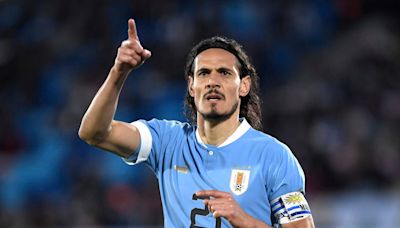 Uruguay's Cavani announces international retirement