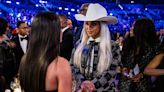 Dolly Parton praises Beyoncé for No.1 spot on country music chart