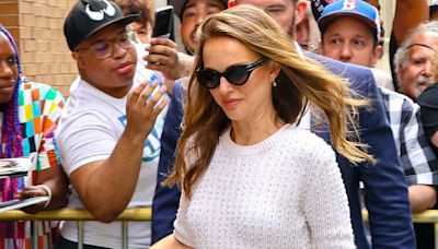 Natalie Portman’s Timeless Outfit Solution Relies on Four Easy Staples