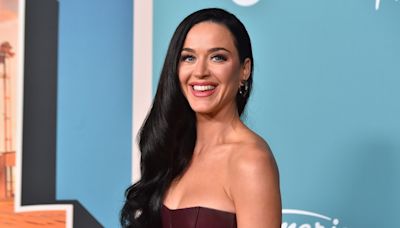 Katy Perry stuns bride with a surprise show-up in Paris, leaving her speechless on wedding day