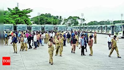 Nashik Citilinc buses strike for higher pay | Nashik News - Times of India