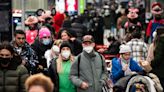 2 COVID experts say they are wearing masks outside when it's crowded as the highly infectious Omicron BA.5 variant spreads