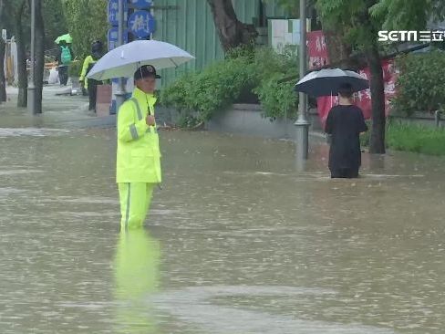 第一個想到的颱風是哪個？鄉民點名「三巨頭」：整條馬路變不見