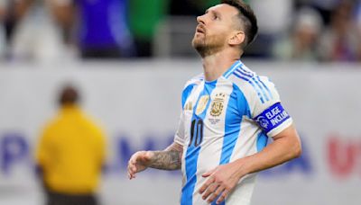 Lionel Messi explicó por qué erró su penal ante Ecuador y habló de la tranquilidad de tener a Dibu Martínez en el arco