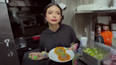 Ángela Aguilar despacha los tacos de moda en EEUU y todos se saborean